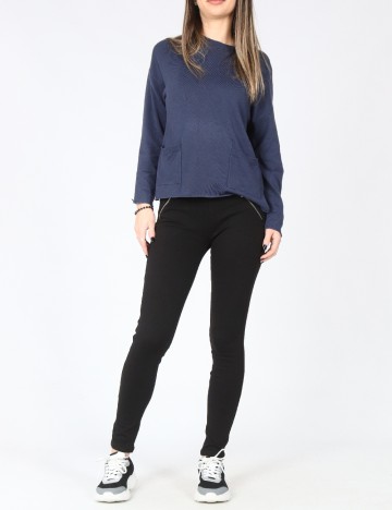 
						Pantaloni Bershka, negru