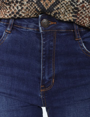 Blugi Bershka, albastru