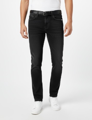 
						Blugi Bershka, negru