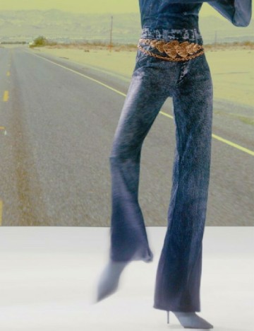 
						Pantaloni Zara, albastru