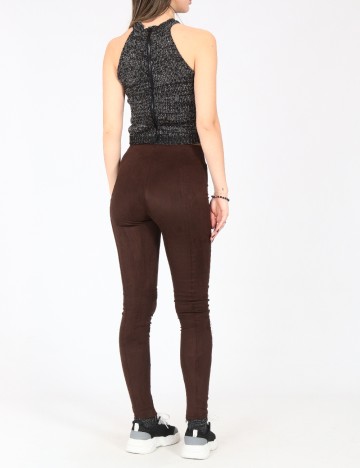 Pantaloni Bershka, maro