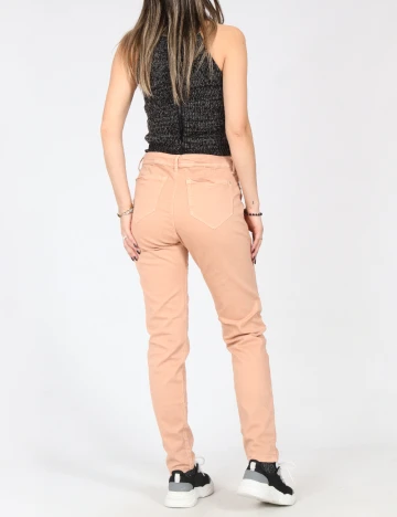 Blugi Bershka, roz pudra inchis