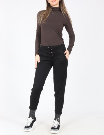 Pantaloni Bershka, negru