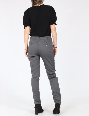 Pantaloni Bershka, gri