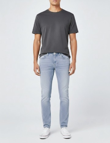 
						Blugi Bershka, albastru