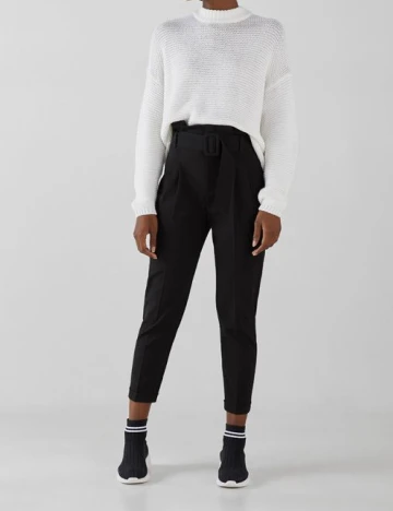 Pantaloni Bershka, negru