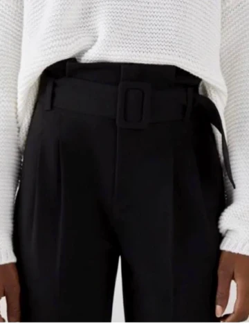 Pantaloni Bershka, negru