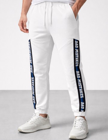 
						Pantaloni Zara, alb