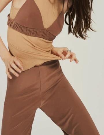 Pantaloni Zara, maro