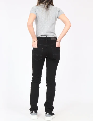 Blugi Bershka, negru