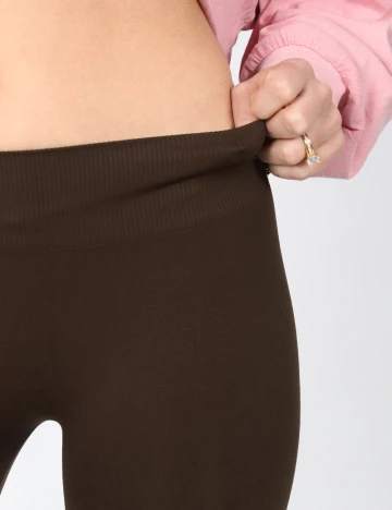 Colanti Bershka, maro