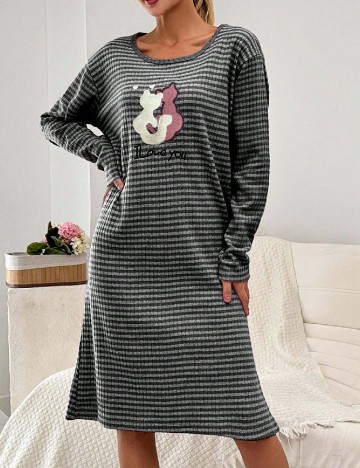 
						Rochie de noapte SHEIN, gri