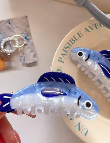 
						Clama de par SHEIN, albastru