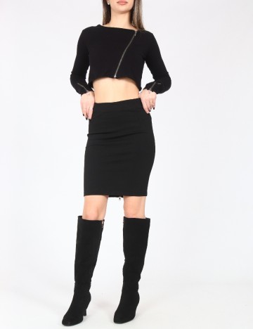 Fusta Bershka, negru