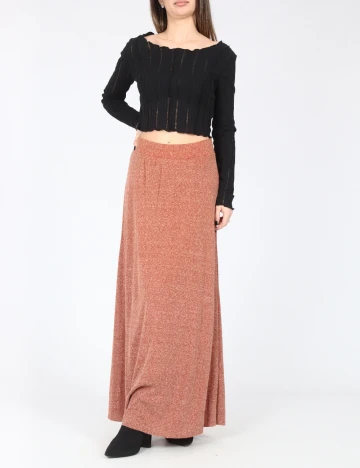 Fusta Zara, caramiziu