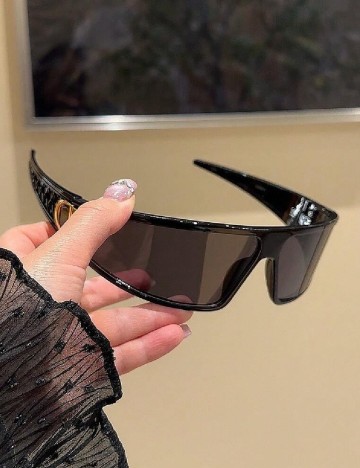 
						Ochelari de soare SHEIN, negru