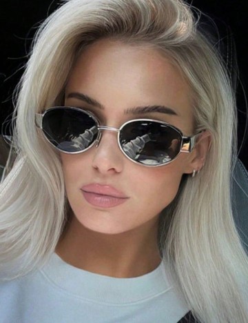 
						Ochelari de soare SHEIN, argintiu