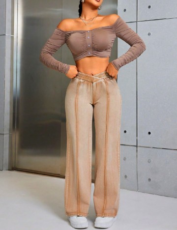 
						Pantaloni SHEIN, maro deschis