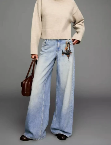 Blugi Bershka, albastru