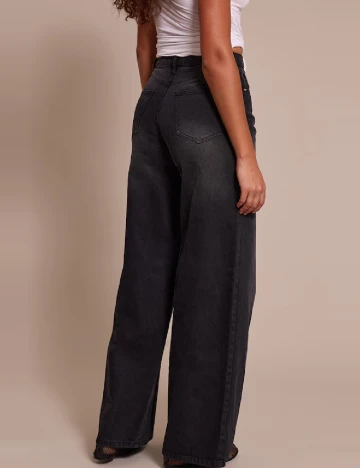 Blugi PrettyLittleThing, negru