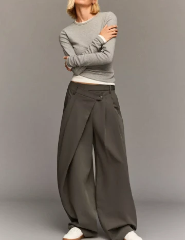 Pantaloni Bershka, maro