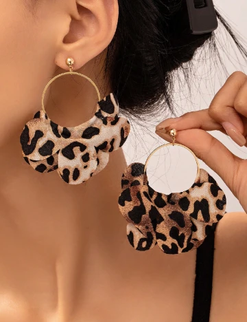 Cercei SHEIN, animal print