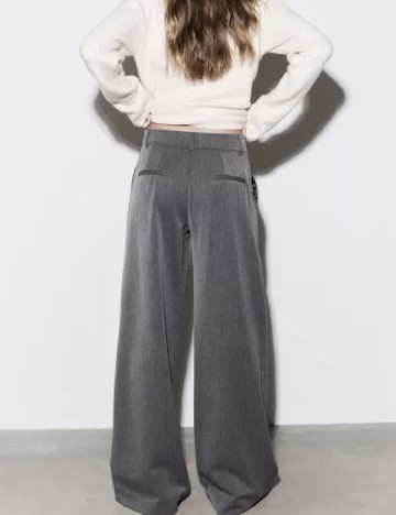 Pantaloni Stradivarius, gri