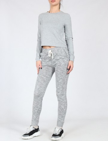 Pantaloni Bershka, gri deschis