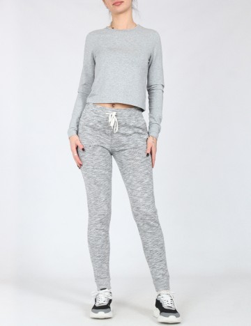 
						Pantaloni Bershka, gri deschis