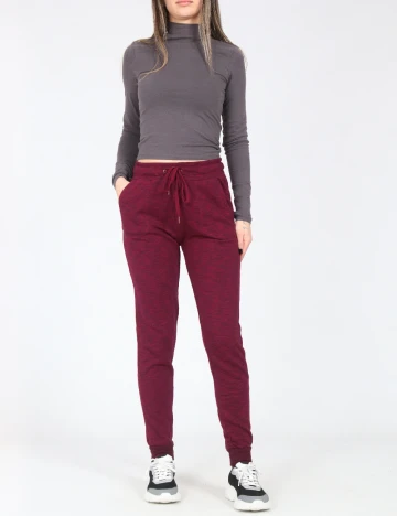 Pantaloni Bershka, visiniu