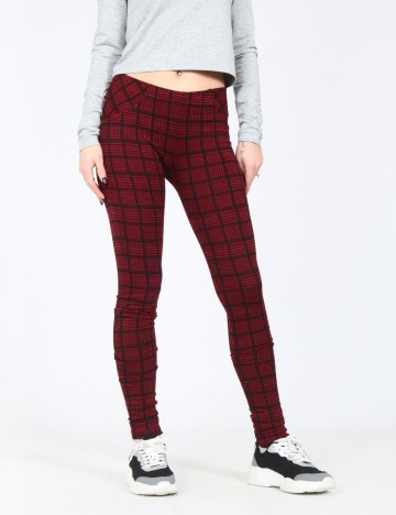 Colanti Bershka, rosu