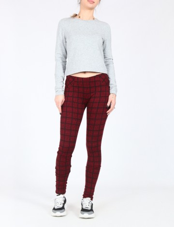 Colanti Bershka, rosu