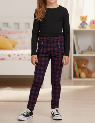 
						Pantaloni Zara, visiniu