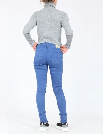 Blugi Bershka, albastru