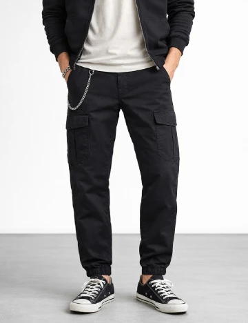 Pantaloni Bershka, negru