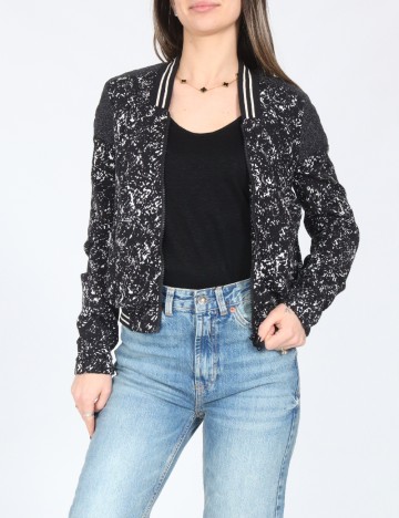 
						Jacheta Pull&Bear, negru