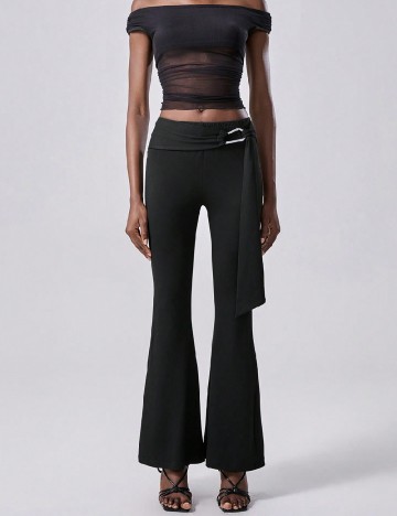 
						Pantaloni SHEIN, negru