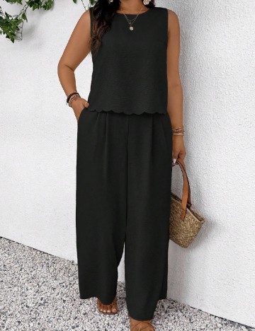 
						Compleu SHEIN CURVE, negru