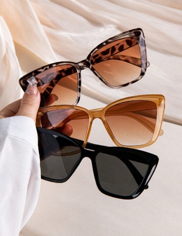 
						Set ochelari de soare 3 bucati SHEIN, mix culori