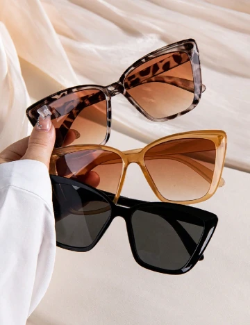 Set ochelari de soare 3 bucati SHEIN, mix culori