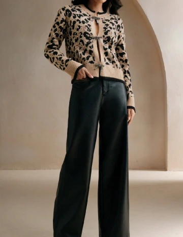 Cardigan Anewsta, animal print