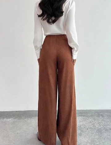 Pantaloni SHEIN, maro