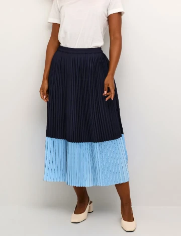 Fusta Cream, bleumarin