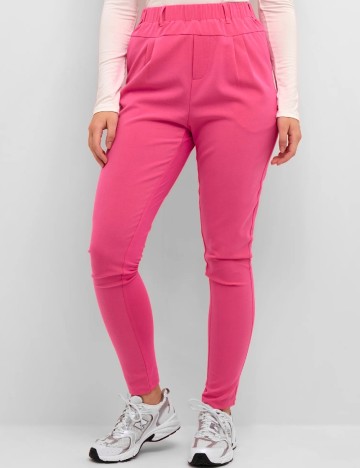 
						Pantaloni Kaffe, roz