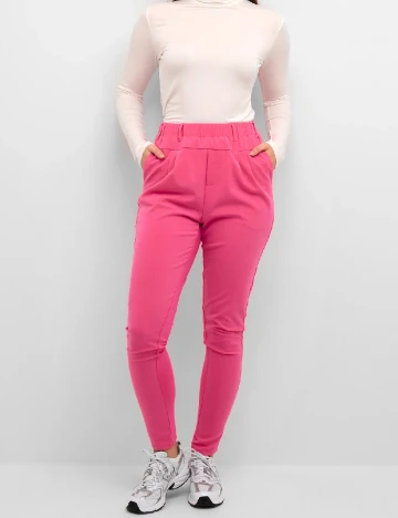 Pantaloni Kaffe, roz