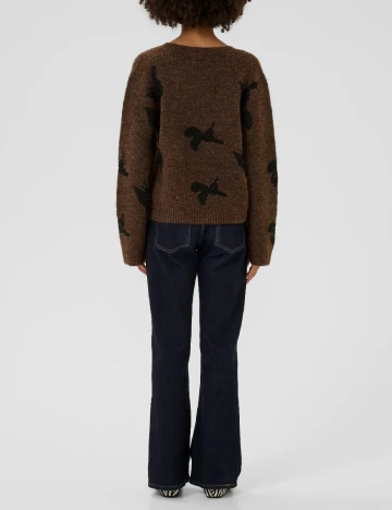 Pulover Culture, maro