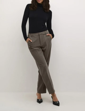 Pantaloni Kaffe, maro