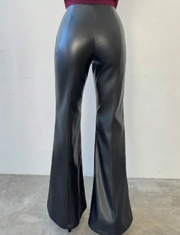 Pantaloni SHEIN, negru