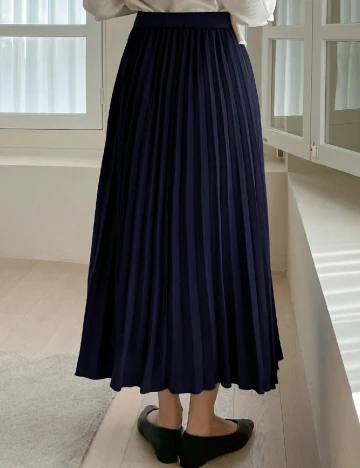 Fusta Dazy, bleumarin