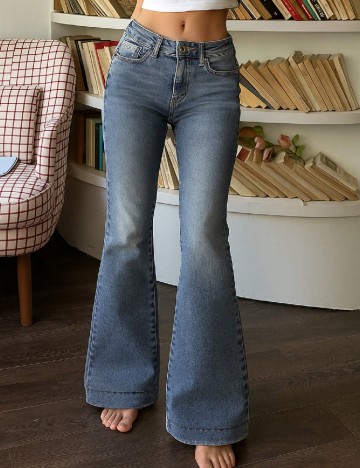 
						Blugi SHEIN, albastru